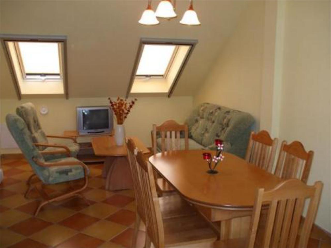 Hét Vezér Apartmanhotel