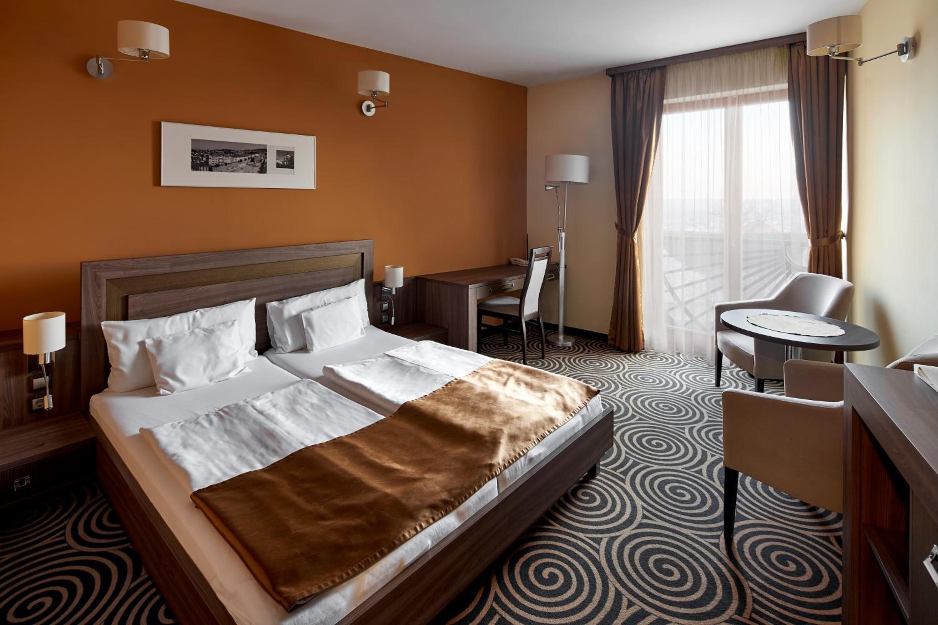 Sándor Hotel