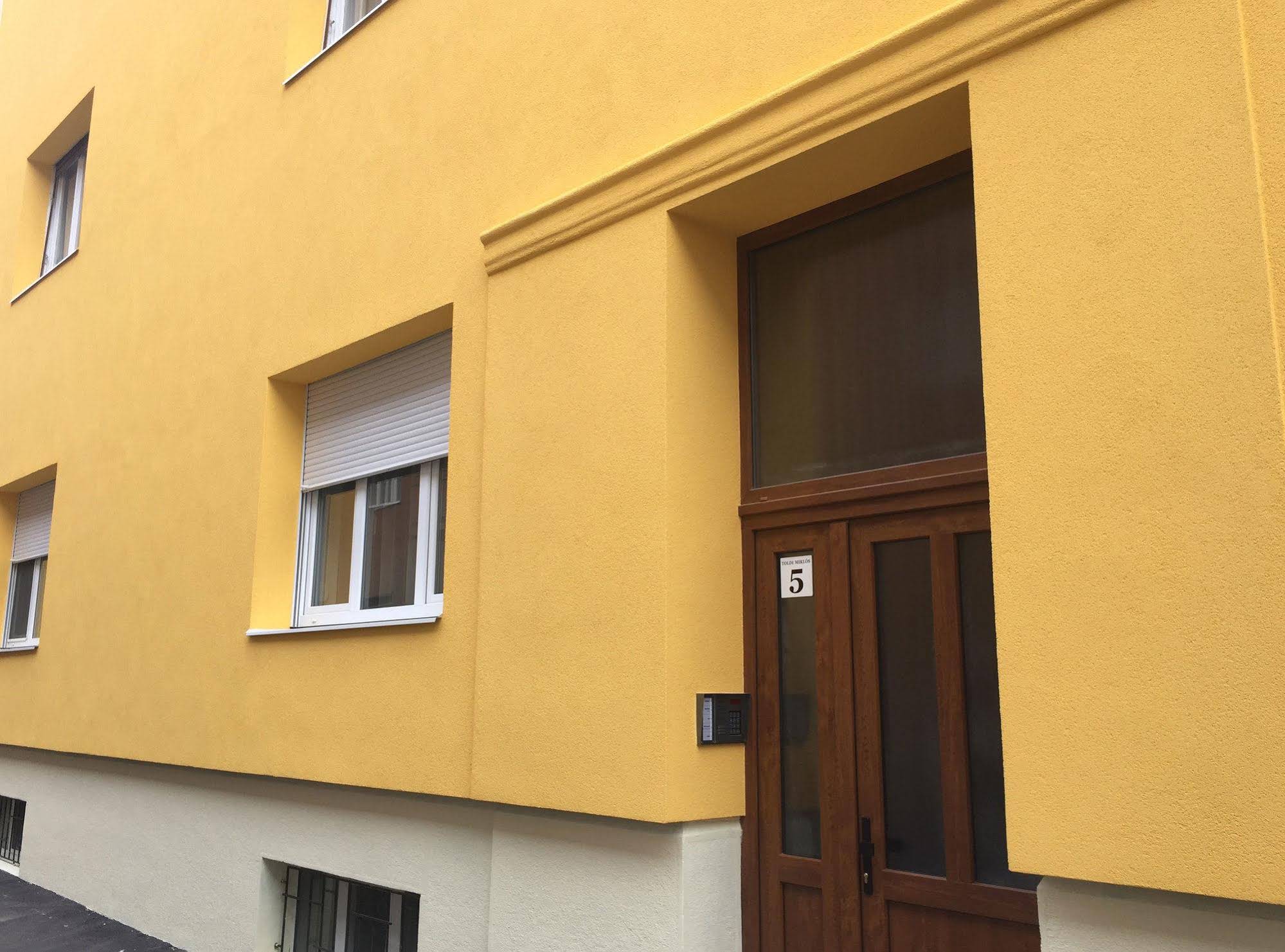 Toldi Apartments Pecs