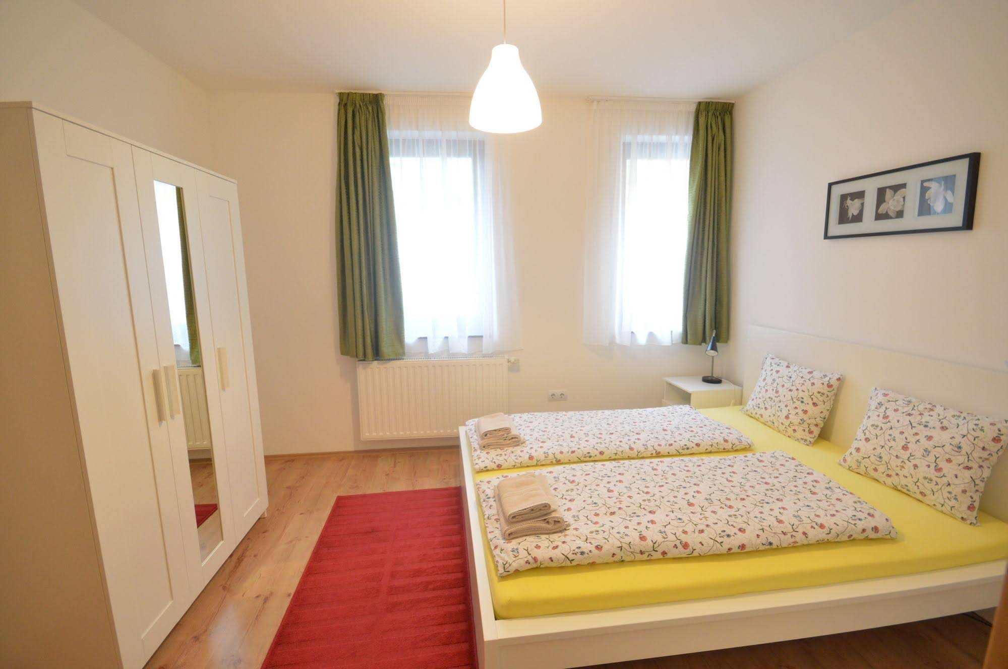 Toldi Apartments Pecs