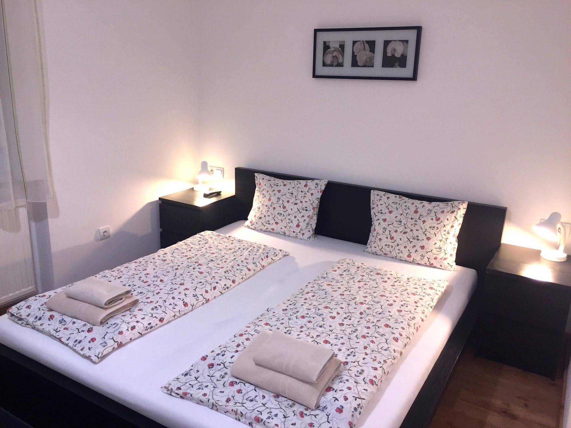 Toldi Apartments Pecs