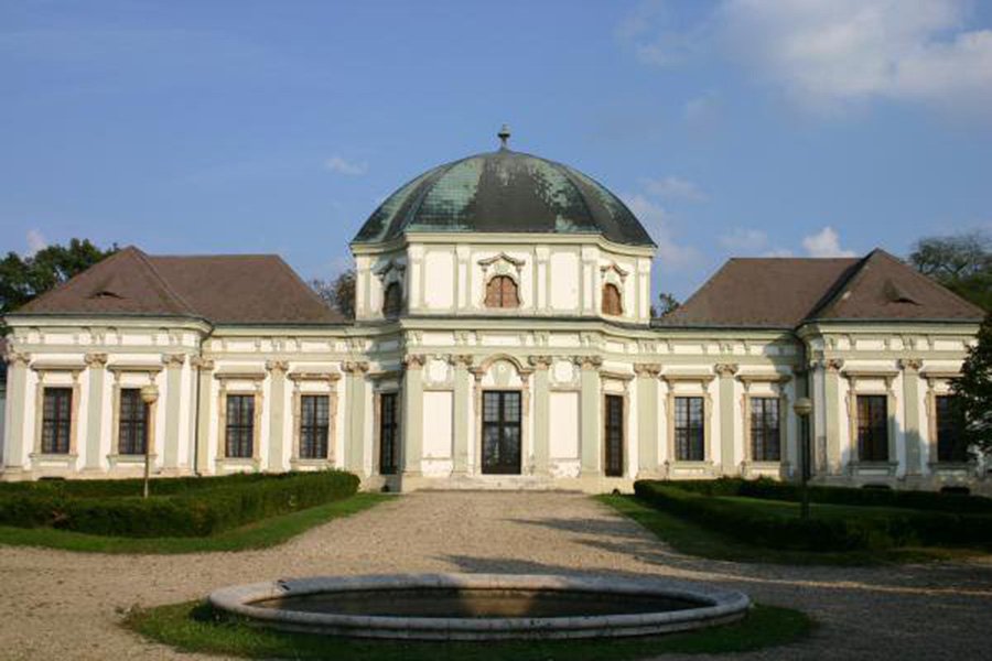 Savoyai Kastelyszallo
