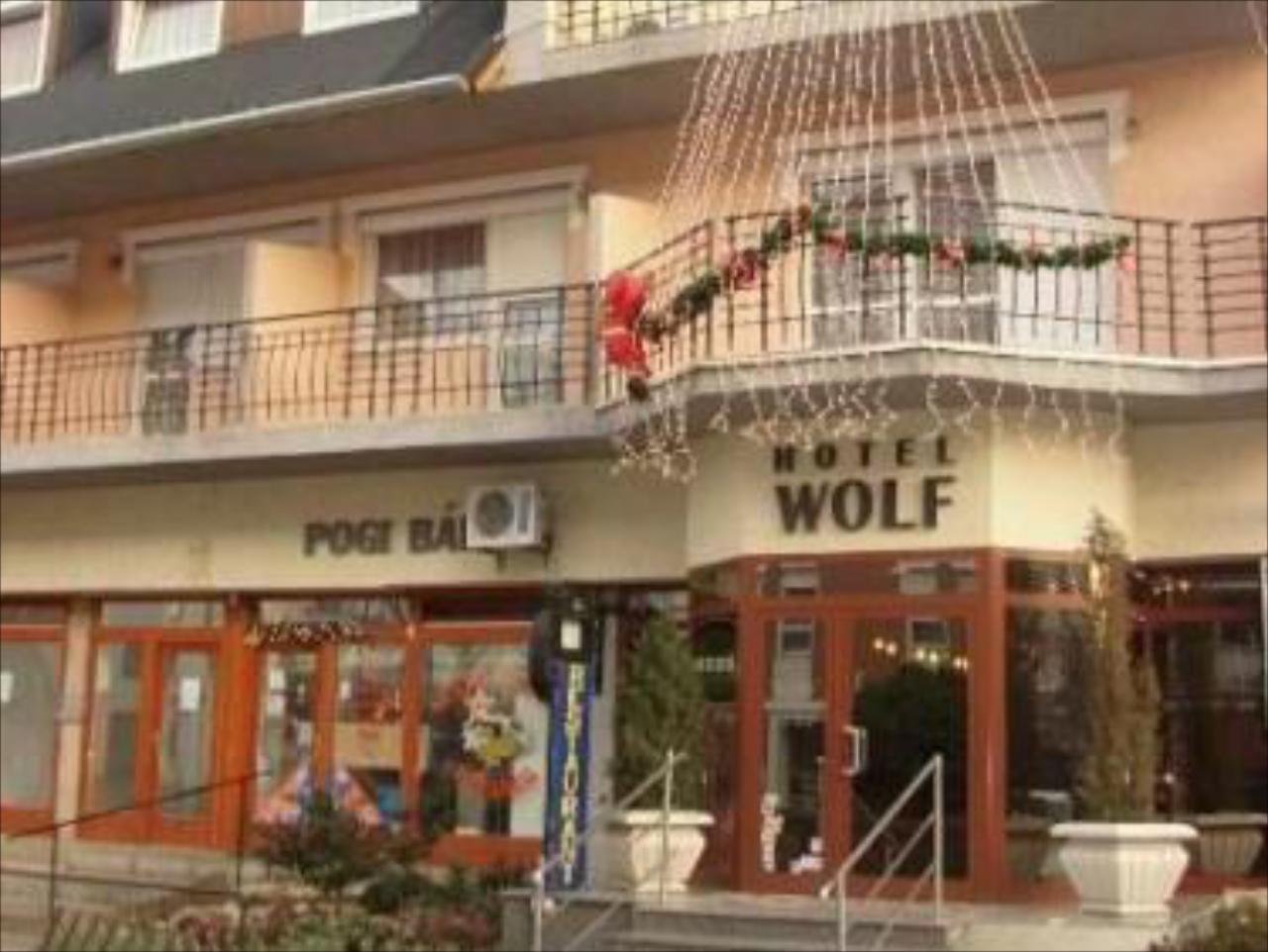 Wolf Hotel