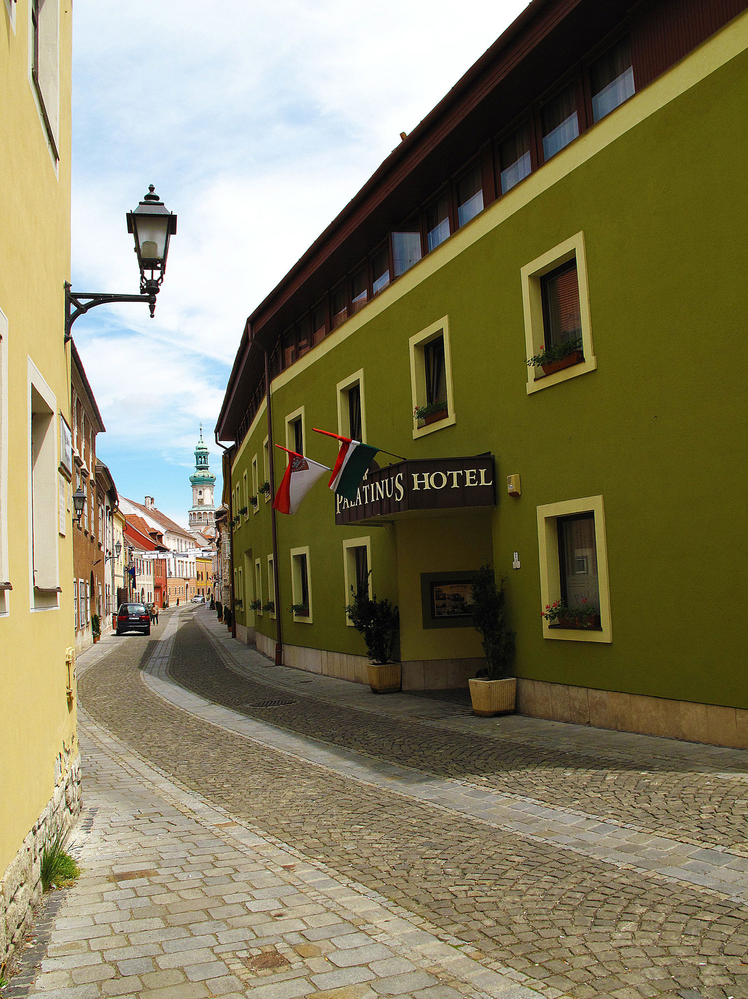 Palatinus Hotel