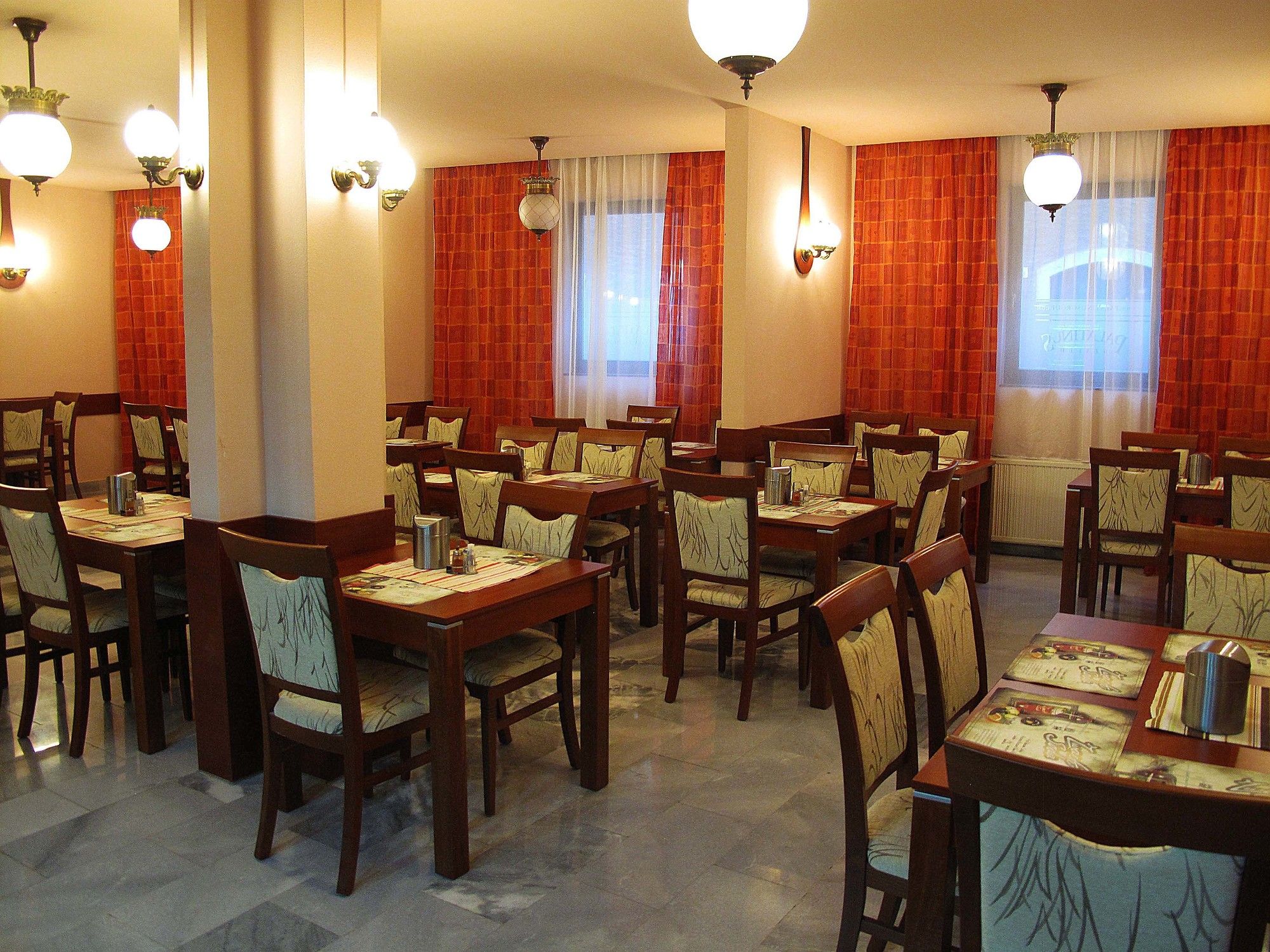 Palatinus Hotel