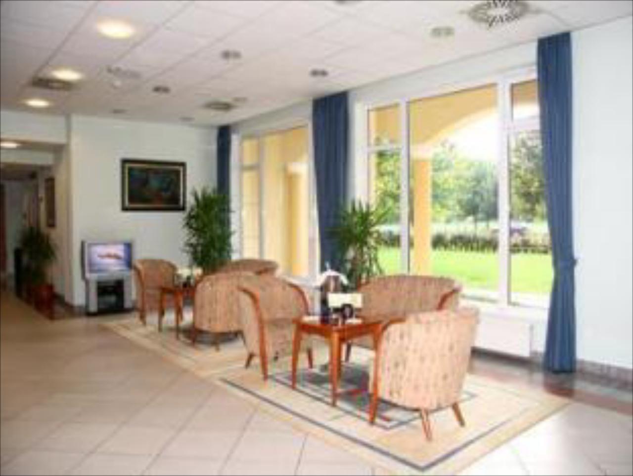 Garden Hotel Wellness Es Konferencia