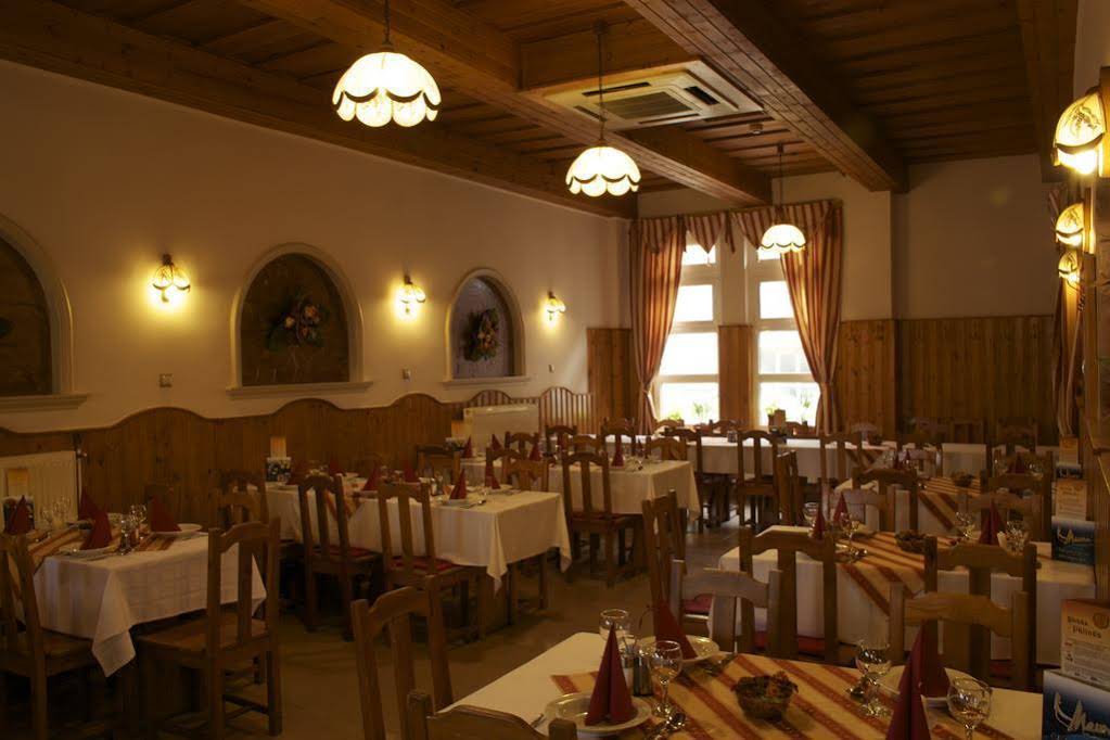 Gerendas Hotel