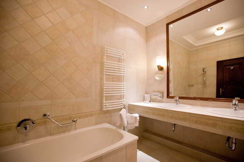 Andrassy Rezidencia Hotel Wine