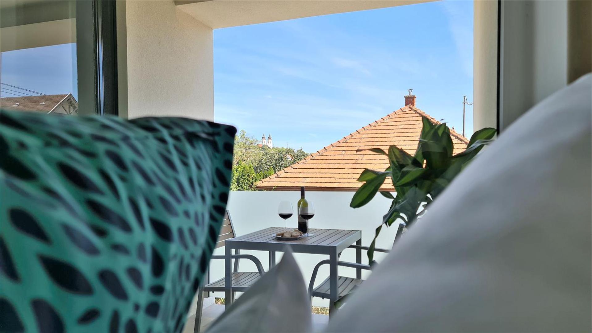 Mandula Villa