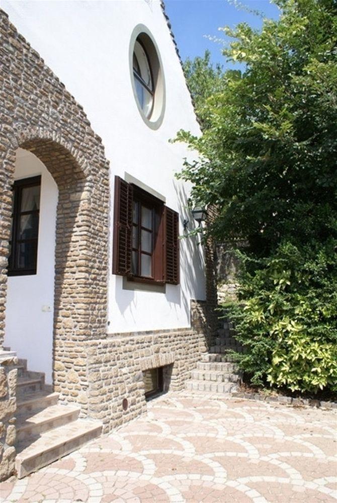 Villa Alexander