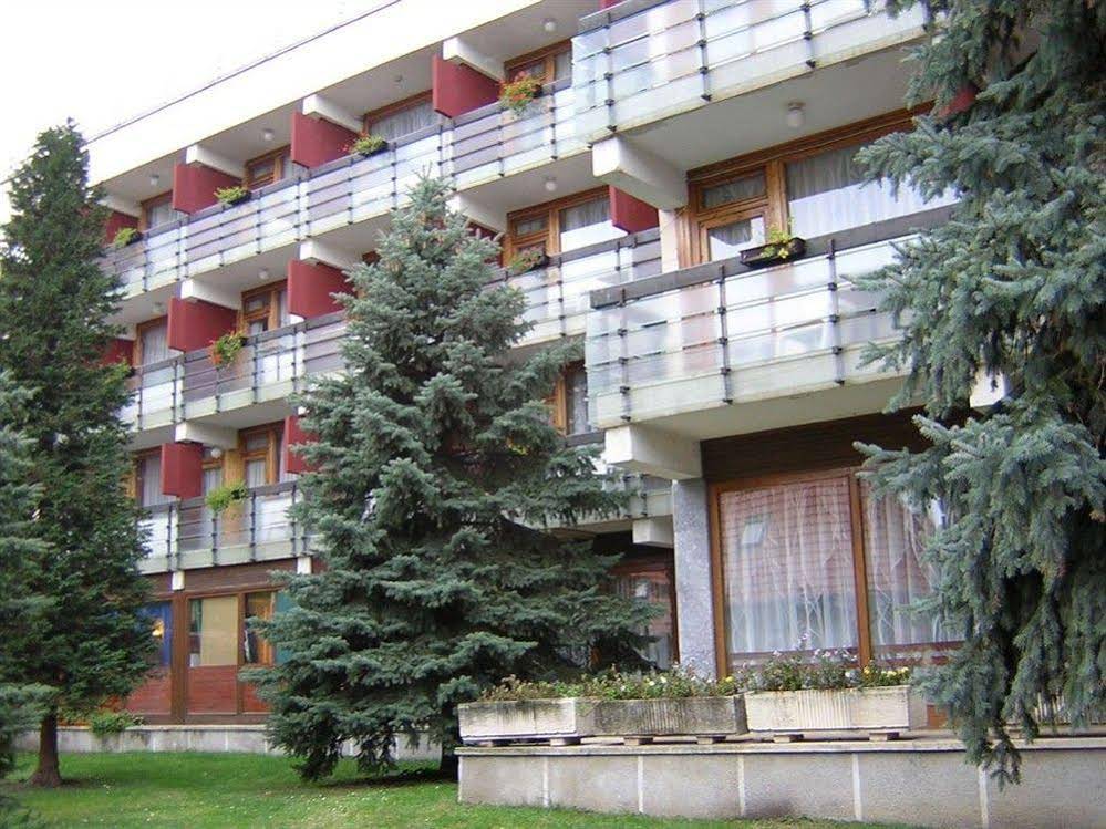 Majerik Hotel
