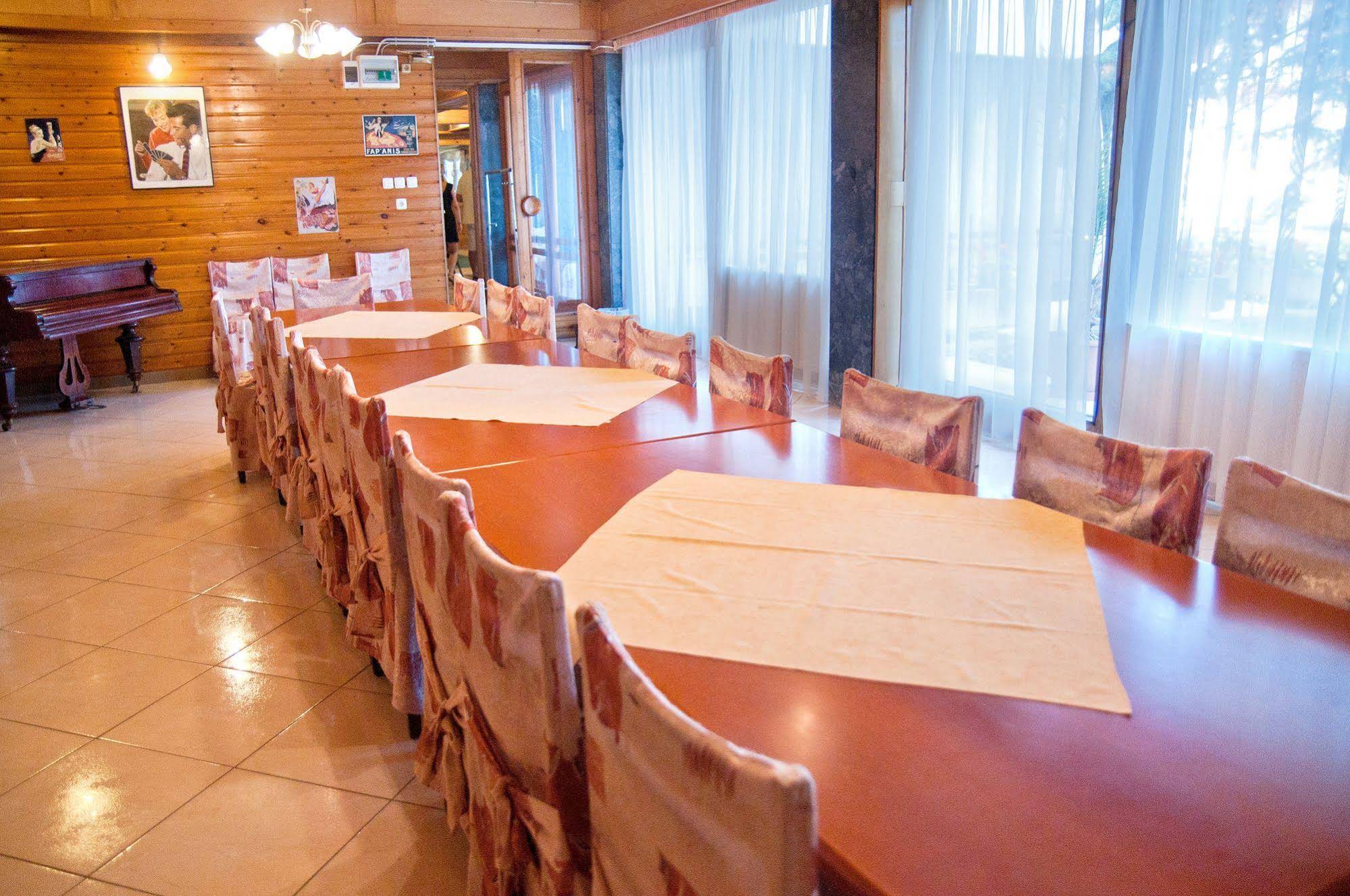 Majerik Hotel
