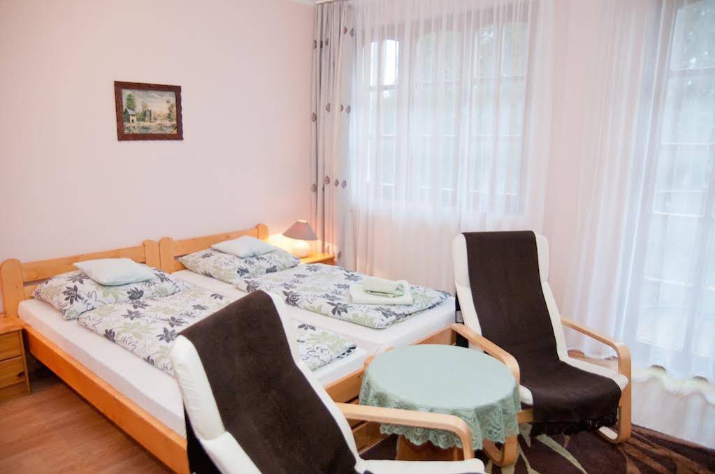 Yowan Apartments