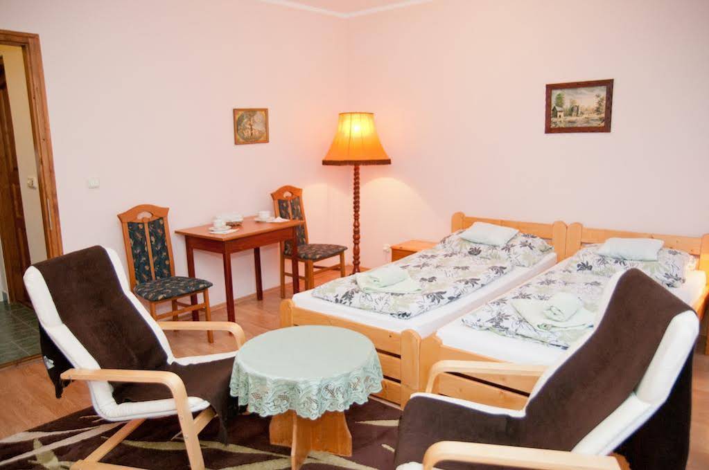 Yowan Apartments
