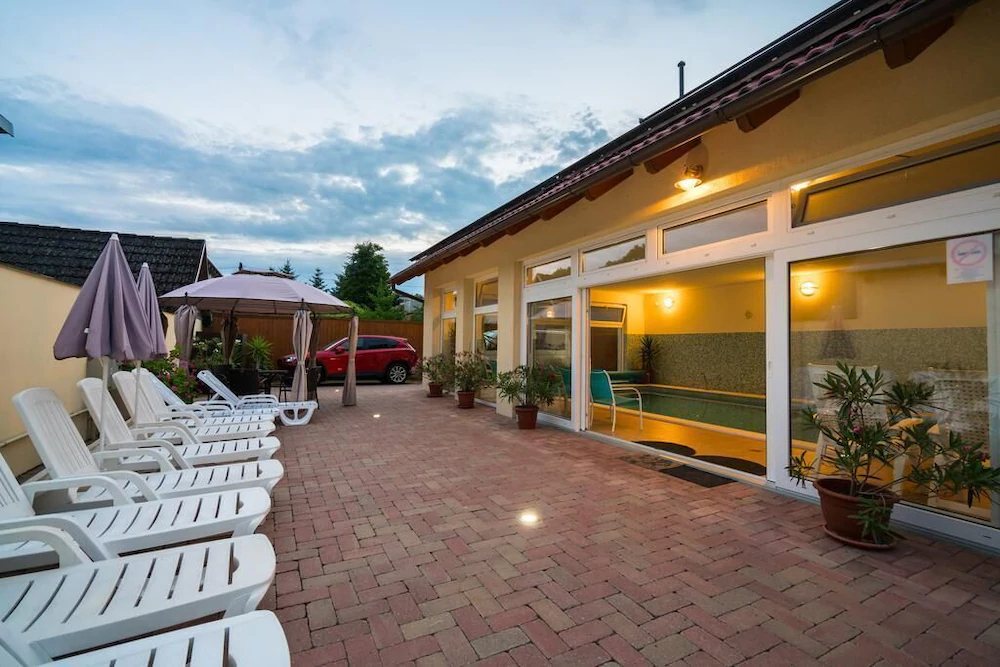 Balaton Colors Beach Hotel