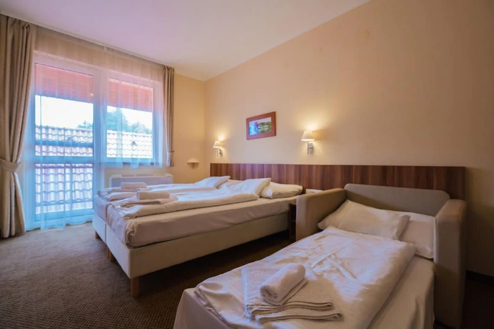 Balaton Colors Beach Hotel