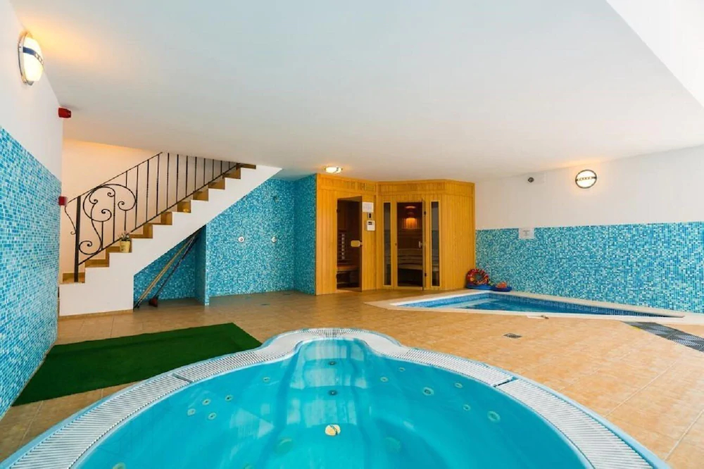 Balaton Colors Beach Hotel