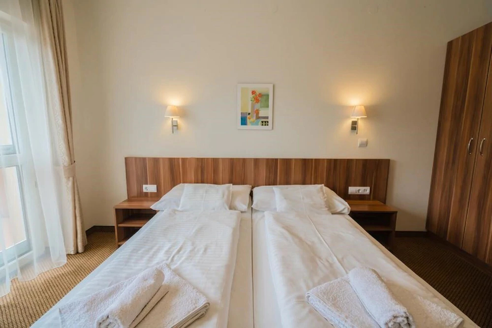Balaton Colors Beach Hotel