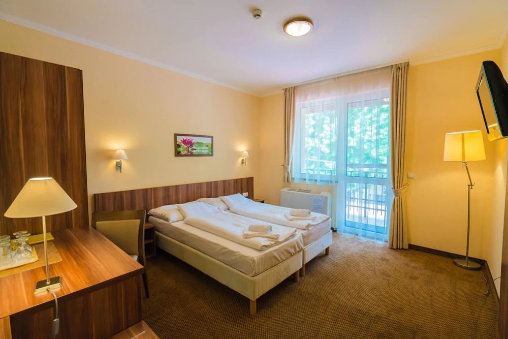 Balaton Colors Beach Hotel
