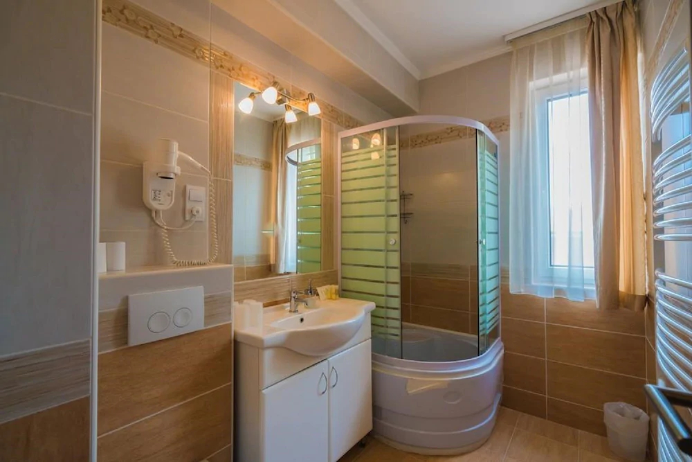 Balaton Colors Beach Hotel