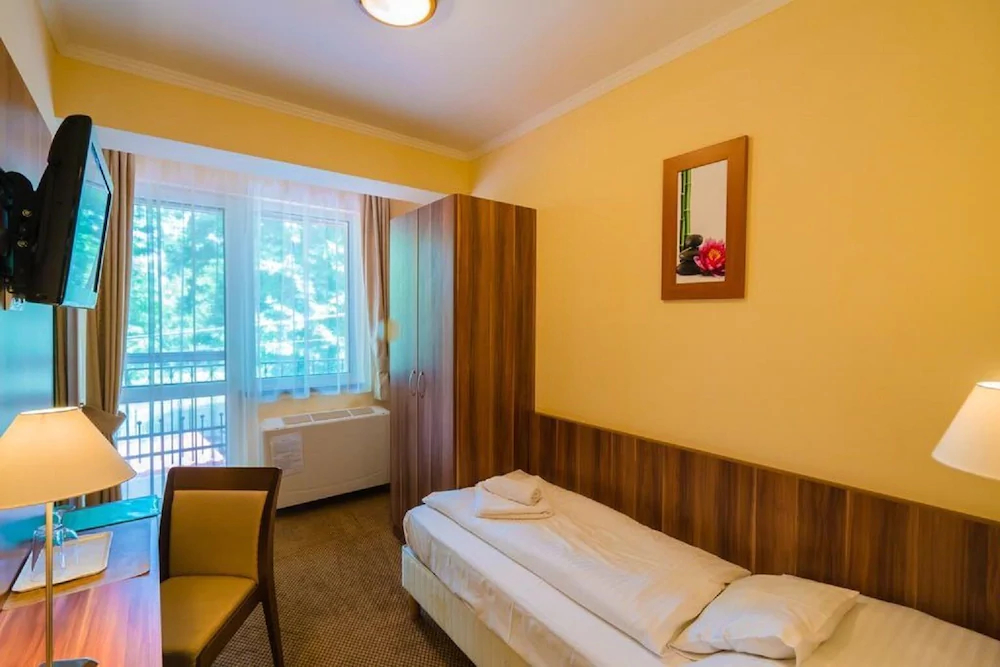 Balaton Colors Beach Hotel