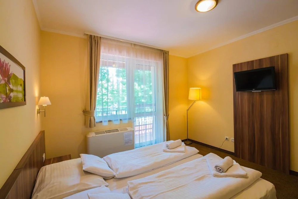 Balaton Colors Beach Hotel