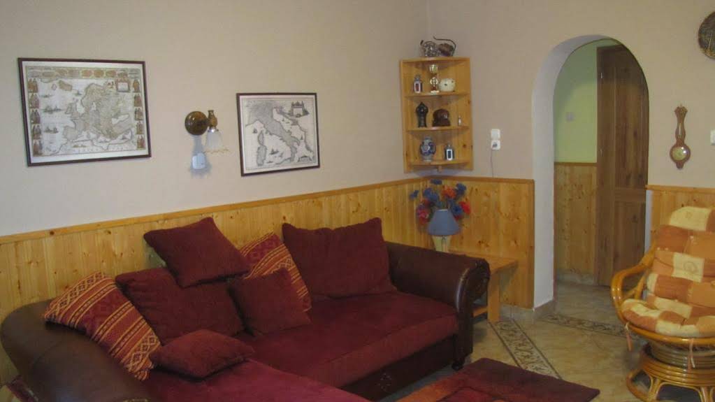 Alsóhegyi Apartmanok