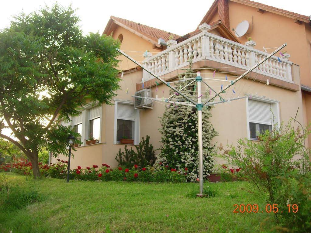 Alsóhegyi Apartmanok