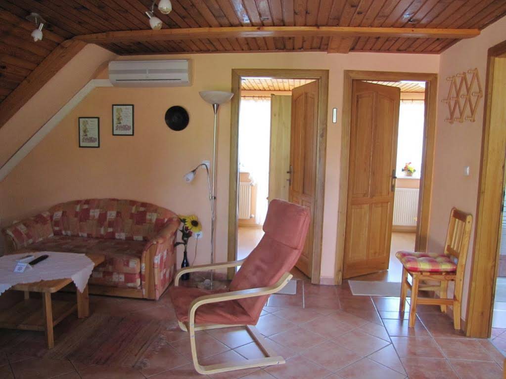 Alsóhegyi Apartmanok