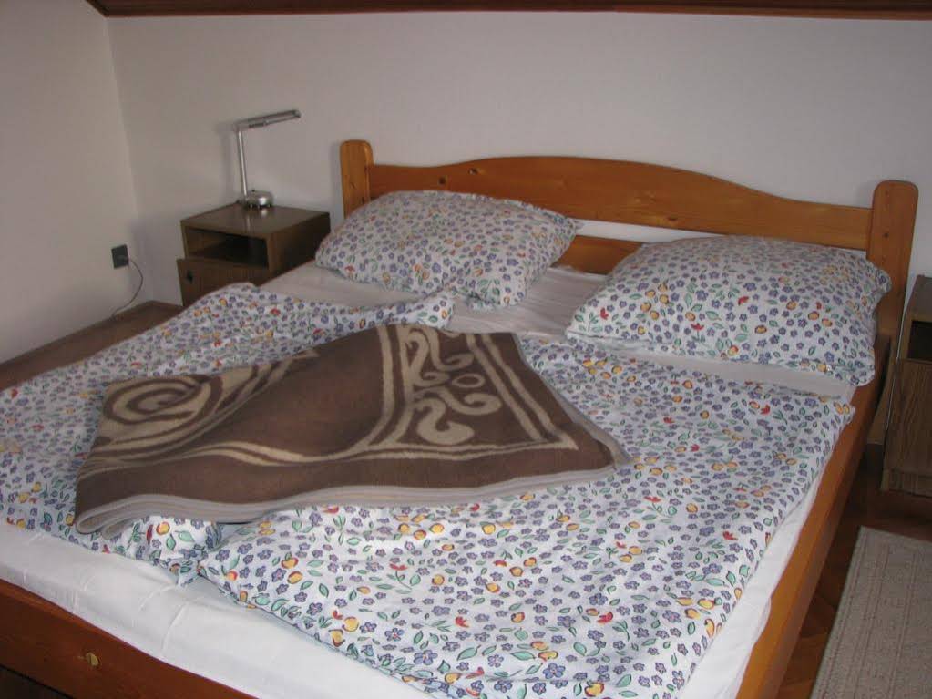 Aranyszarvas Goldener Hirsch Pension