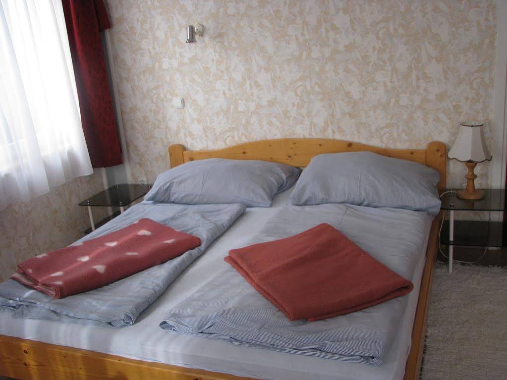 Aranyszarvas Goldener Hirsch Pension