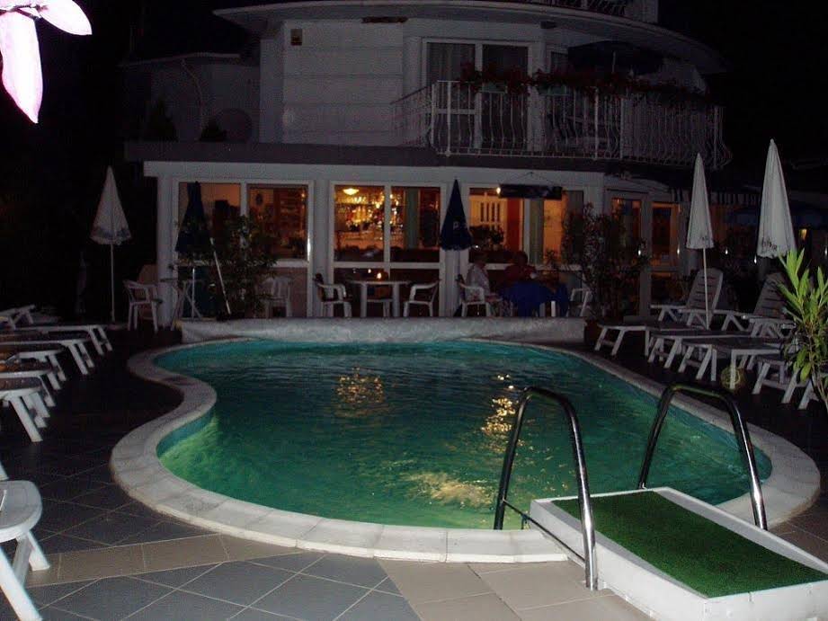 Villa Rosa