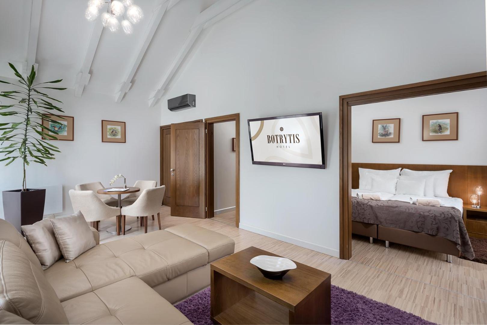 Hotel Botrytis
