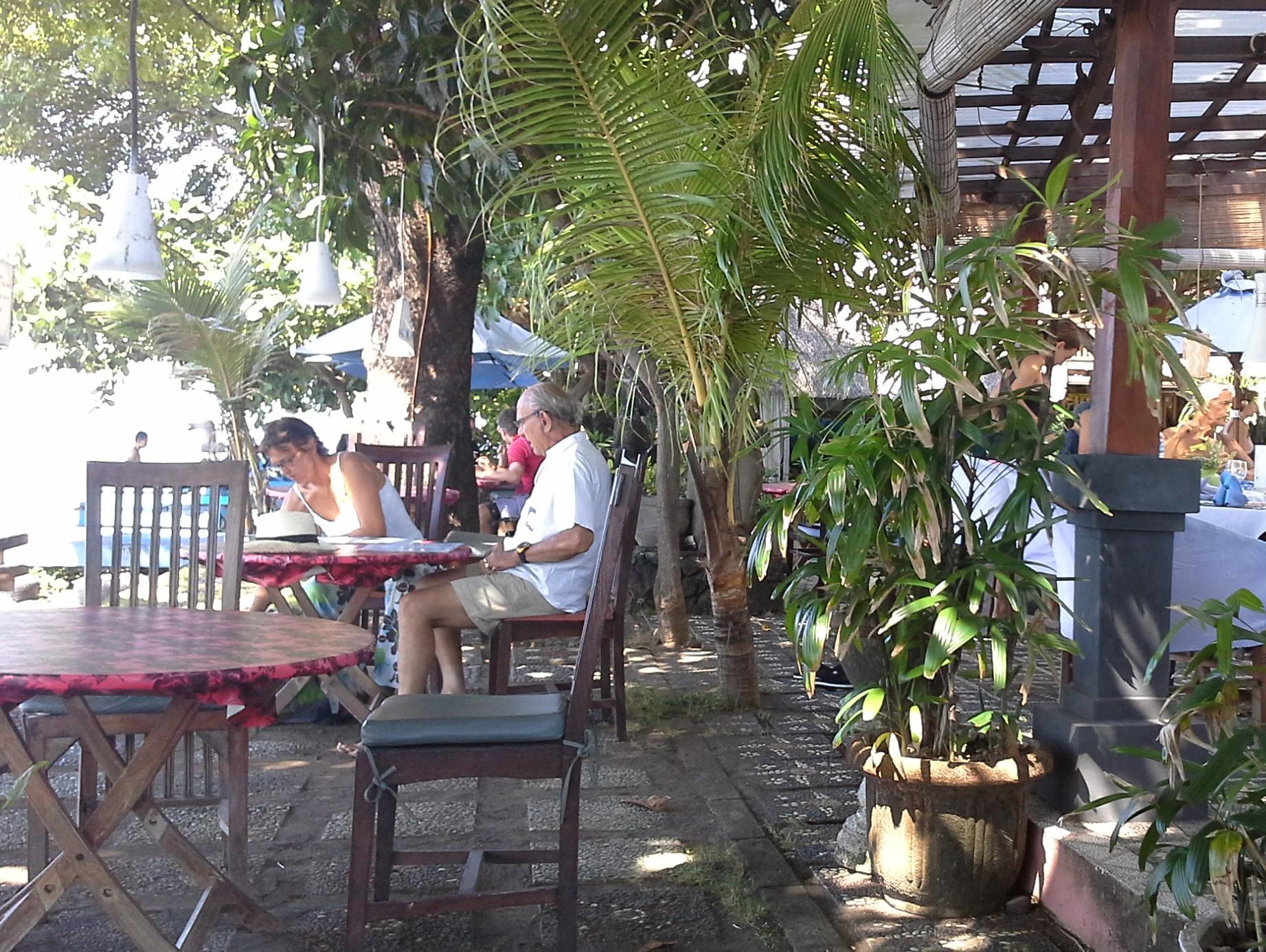 Amed Cafe Hotel