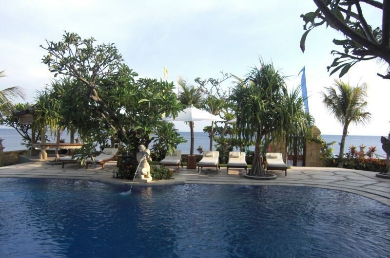 Arya Amed Beach Resort