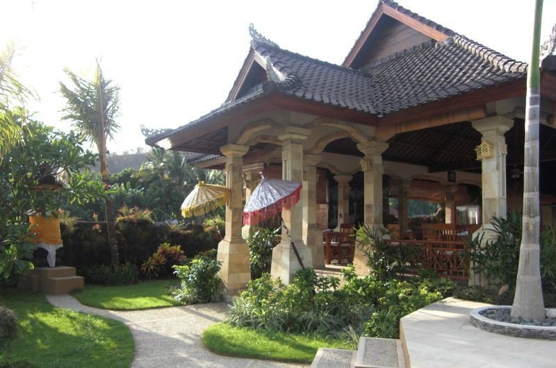 Arya Amed Beach Resort