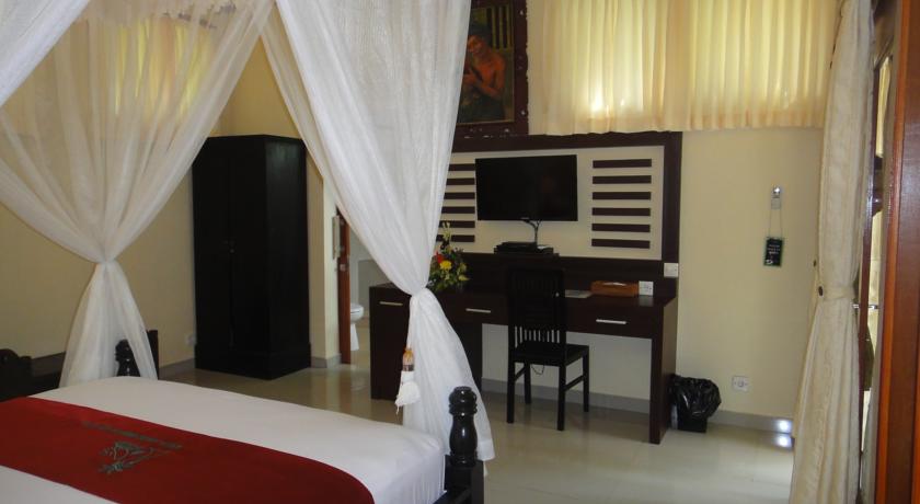 Arya Amed Beach Resort
