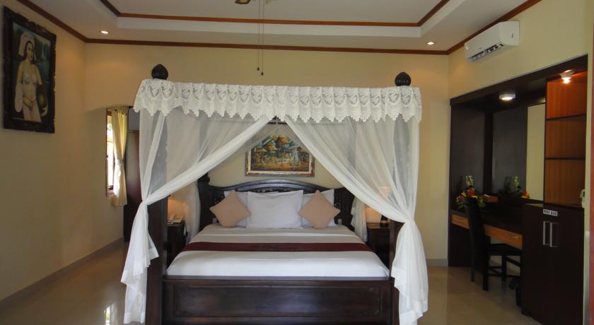 Arya Amed Beach Resort