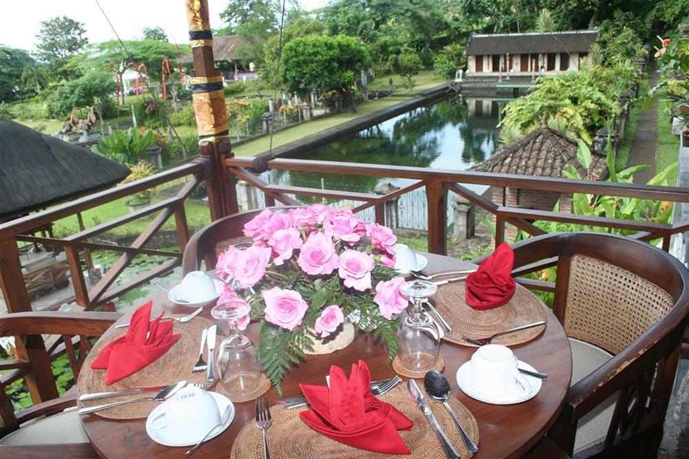 Tirta Ayu Hotel & Restaurant