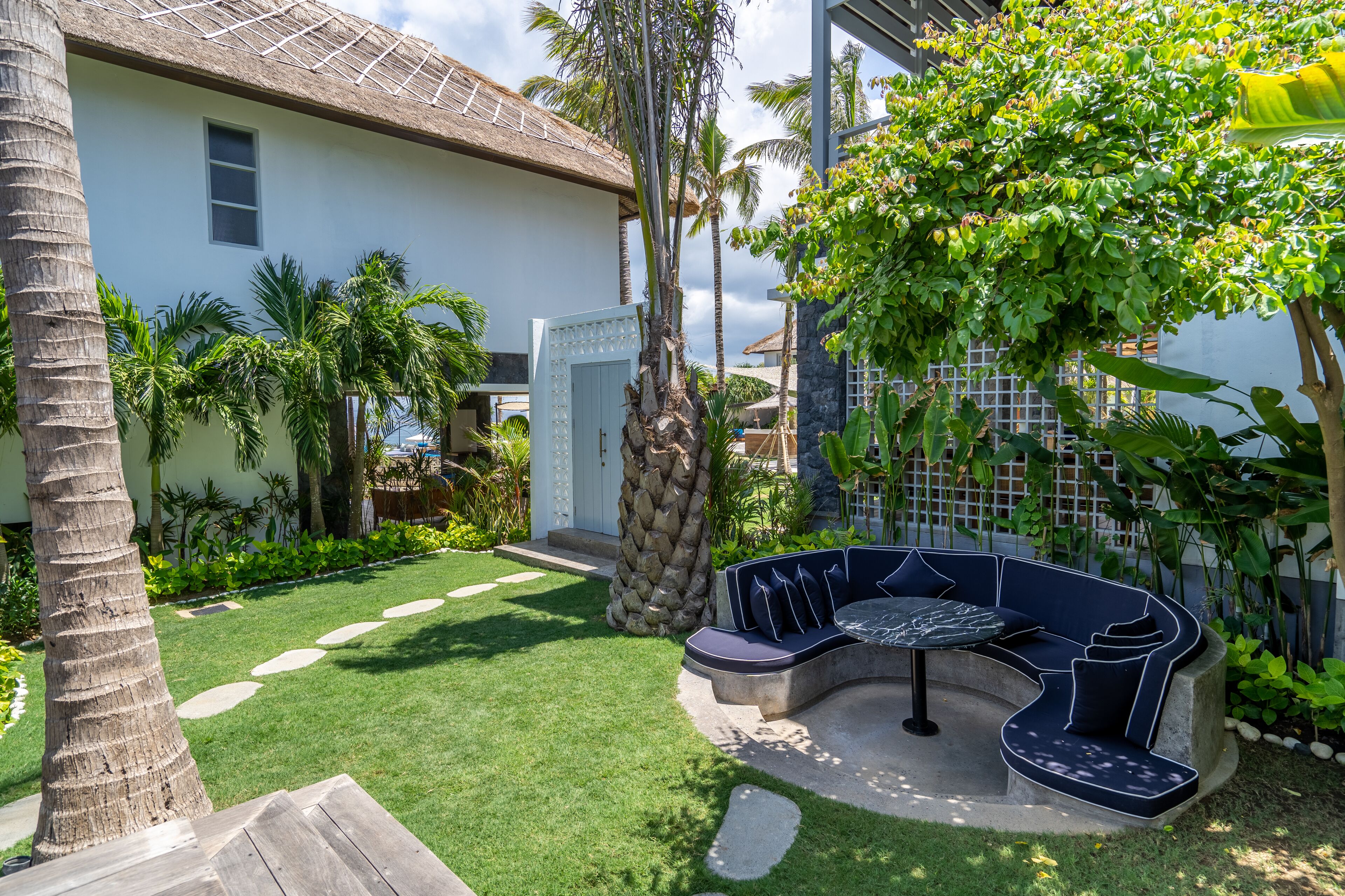 The Clubhouse At Ulu
