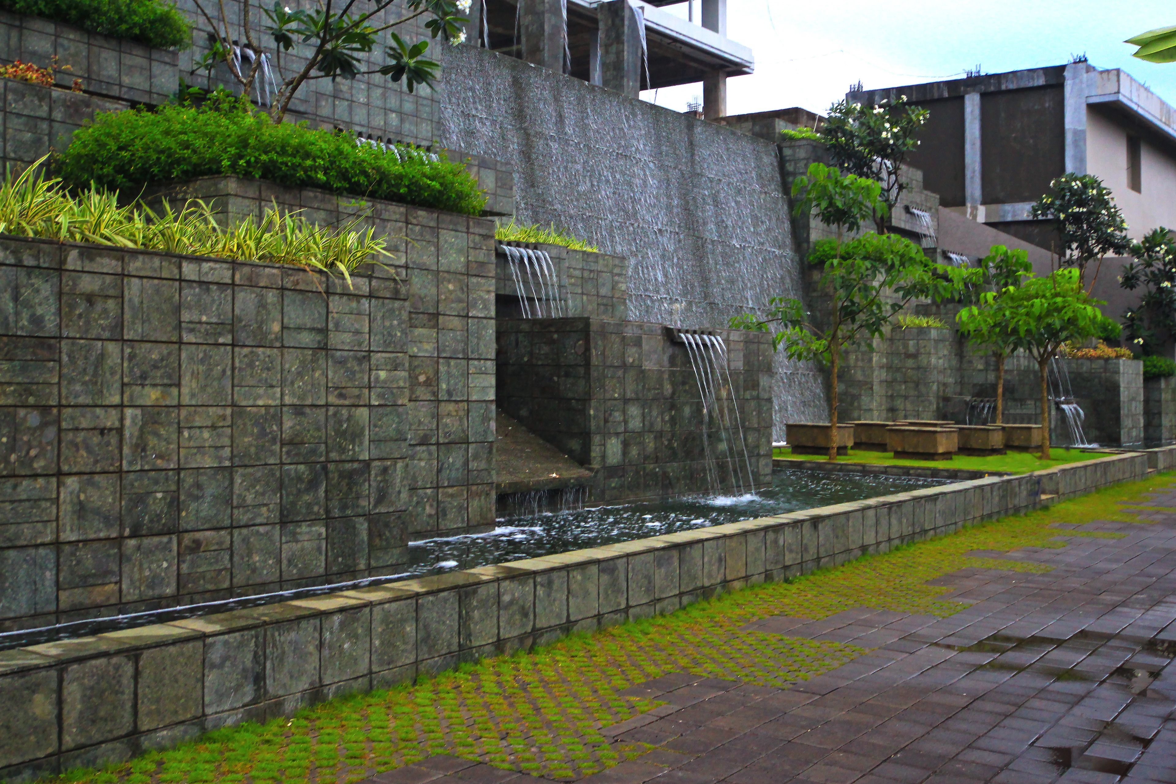 The Sterling Hotel & Villa's
