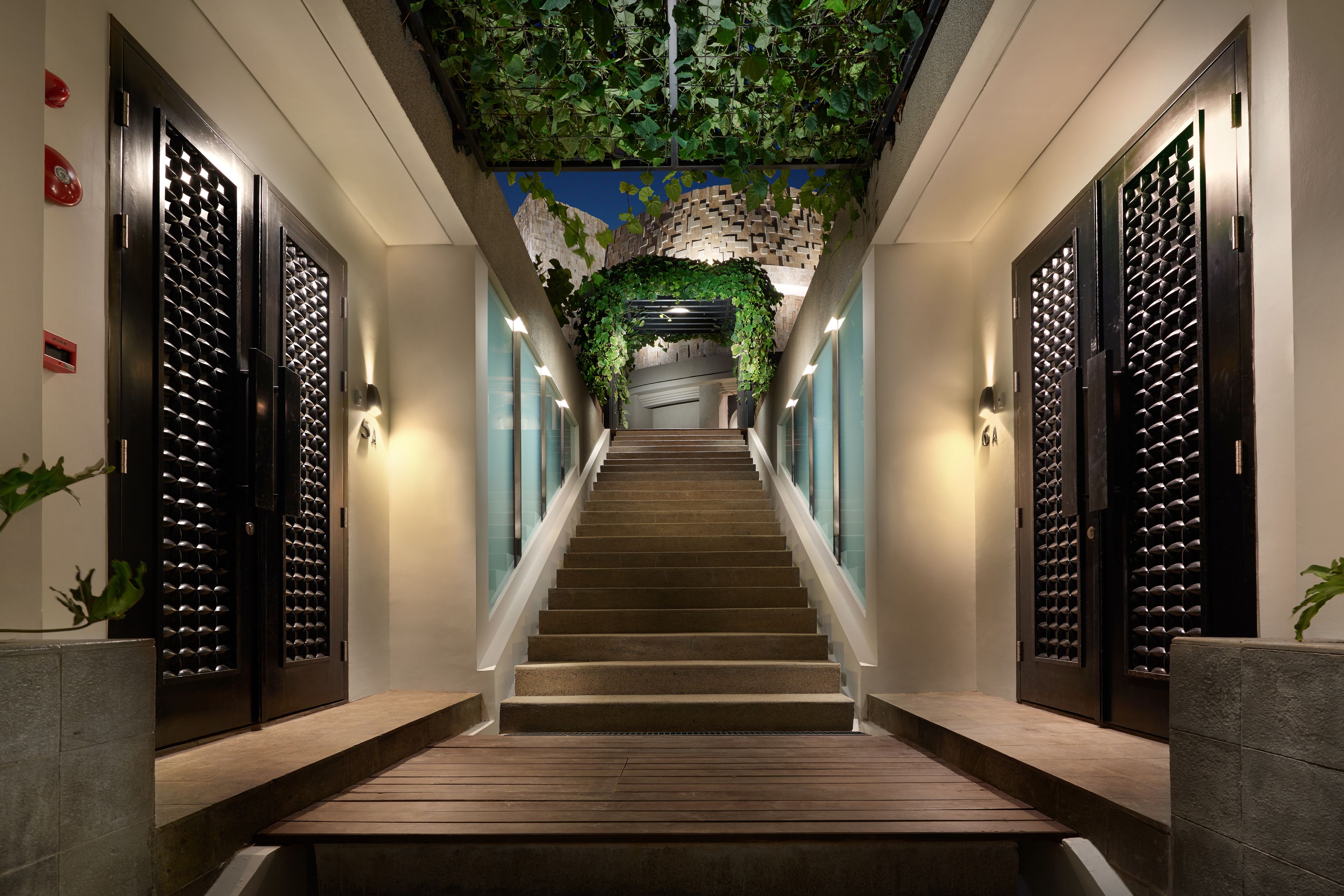 The Sterling Hotel & Villa's