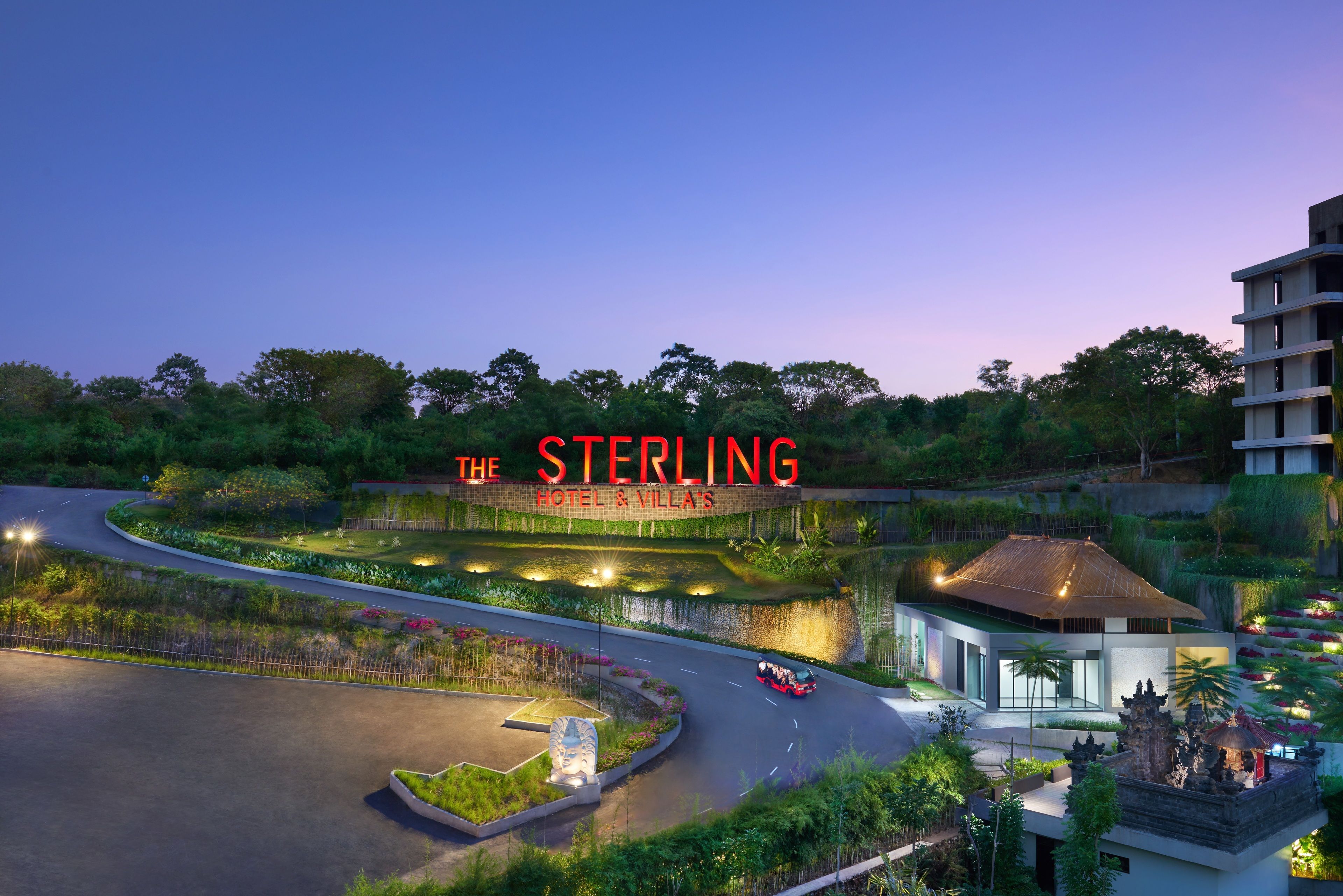 The Sterling Hotel & Villa's