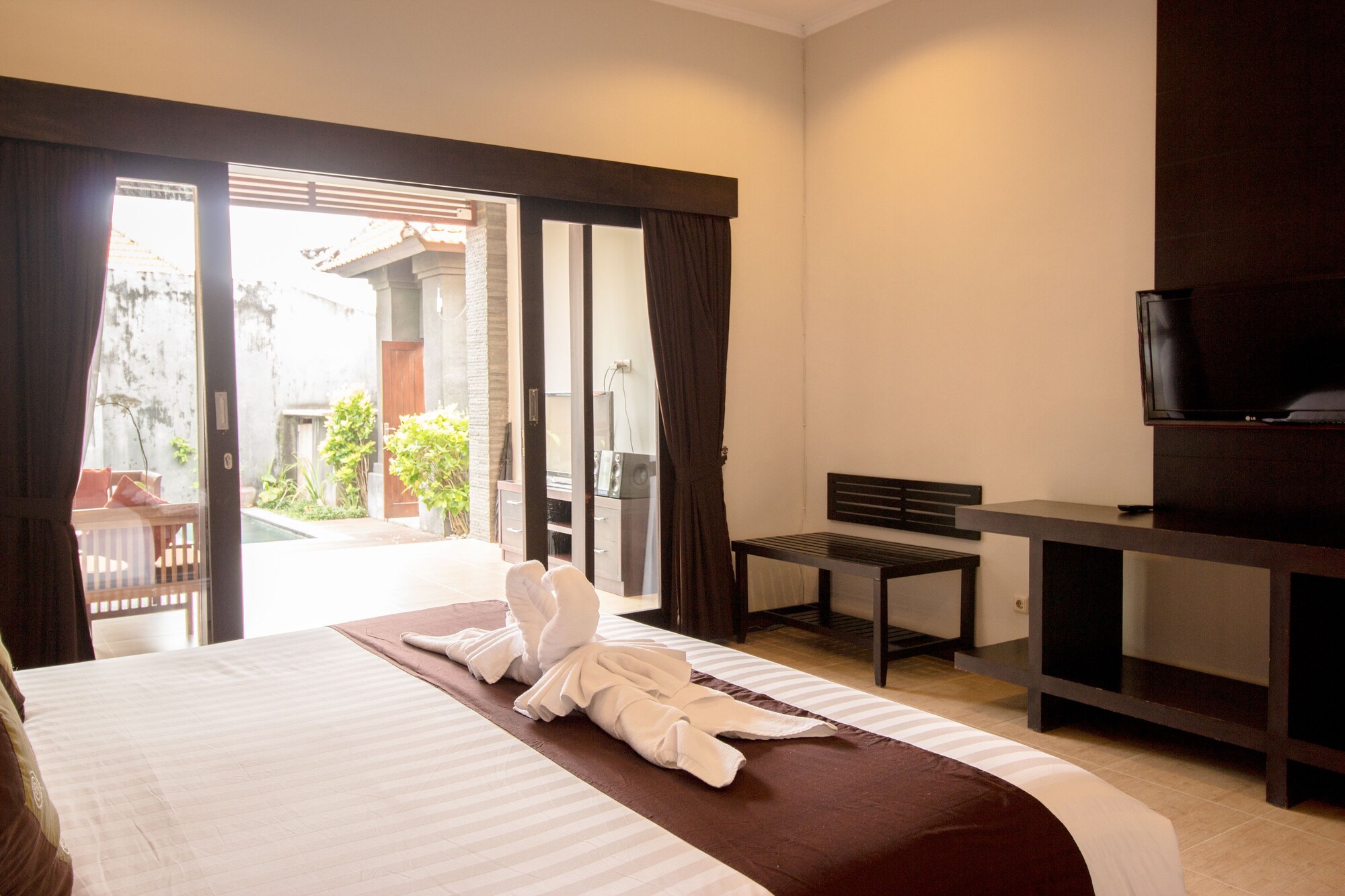 Transera Kirana Villas Seminyak