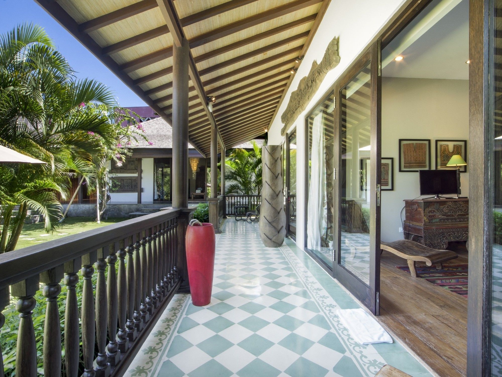 Villa Theo