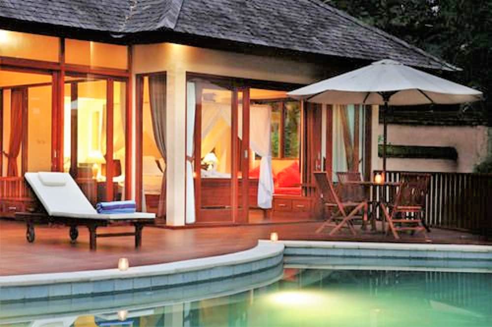 The Grand Bakas Villa
