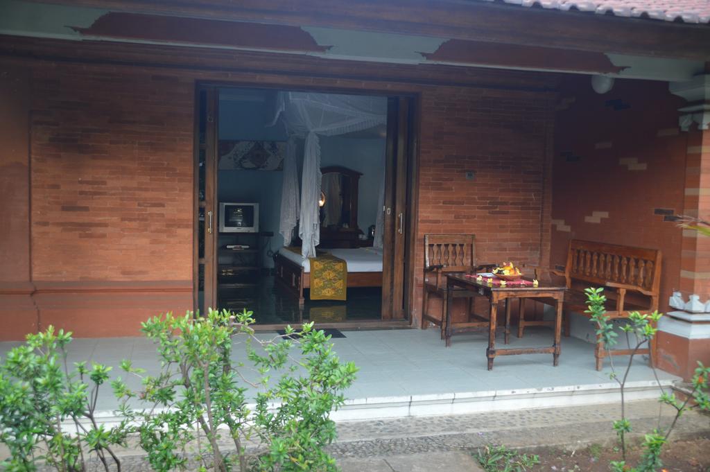 Bagus Beach Resort