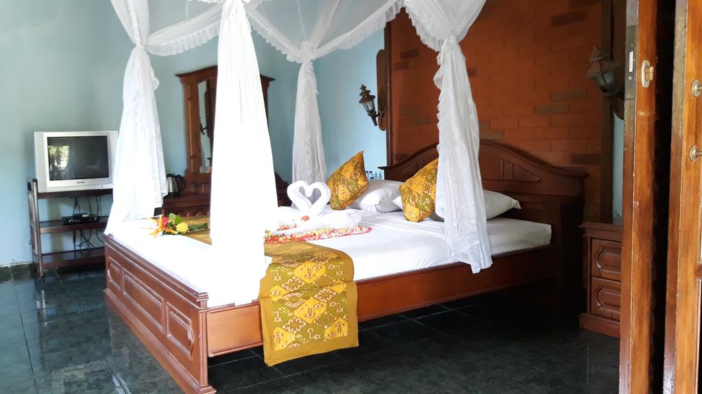 Bagus Beach Resort
