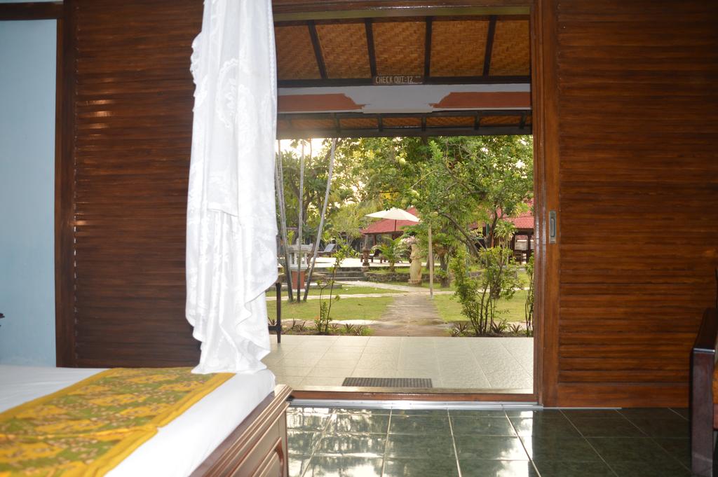 Bagus Beach Resort