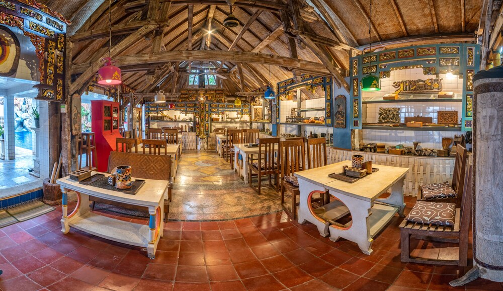 Binaria Museum Hotel